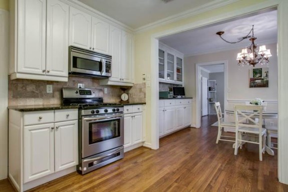 1118 Valencia Kitchen