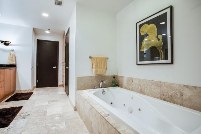 1999 McKinney master bath