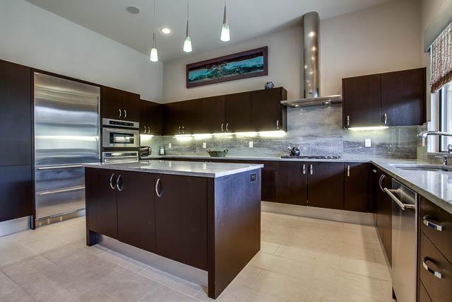 3909 Centenary summer kitchen 2