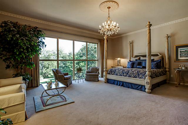 4646 Chapel Hill master
