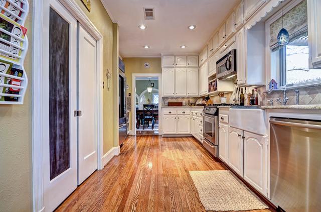5743 Monticello Kitchen 1