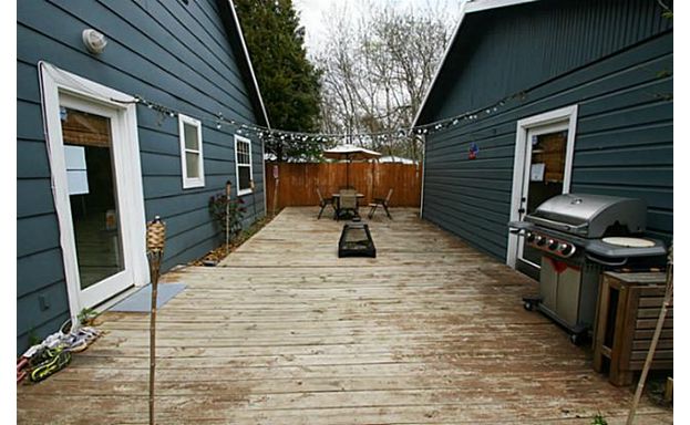 8622 Diceman patio