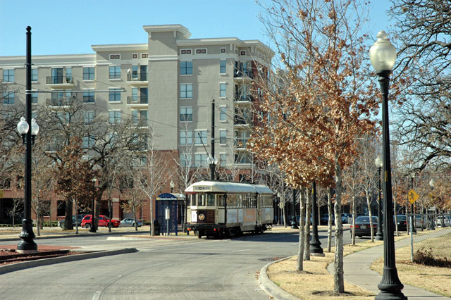 Oak Lawn Trolley
