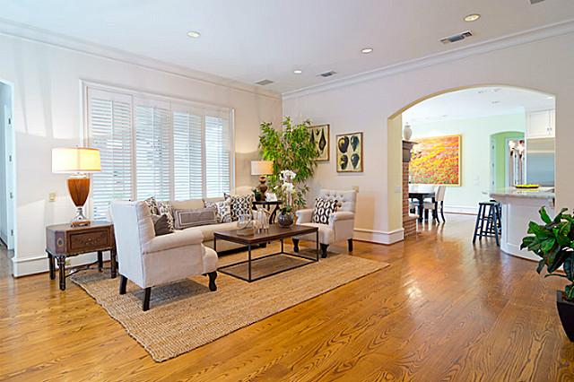 17 Robledo Dr breakfast room