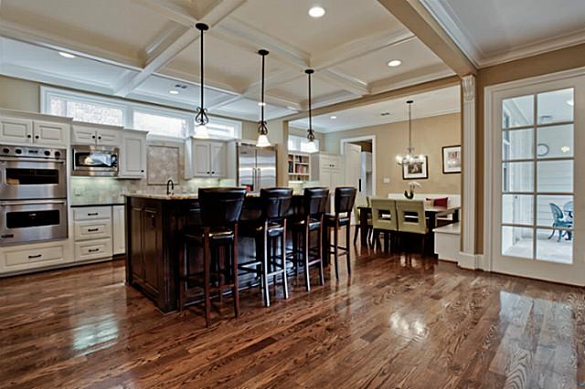2805 Rosedale Kitchen Breakfast