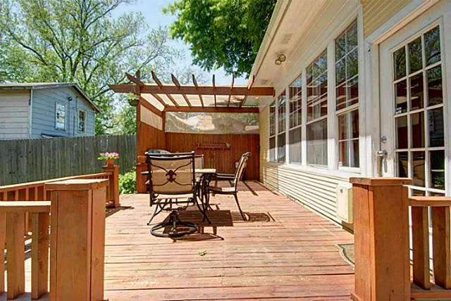 5524 Victor Deck