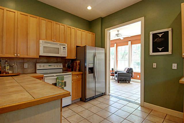 5524 Victor Kitchen