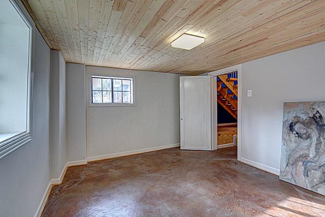 9003 Groveland master bedroom