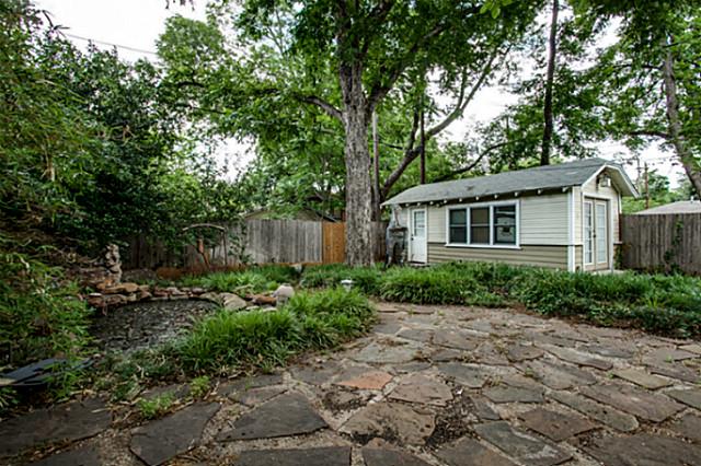 314 S. Montclair backyard