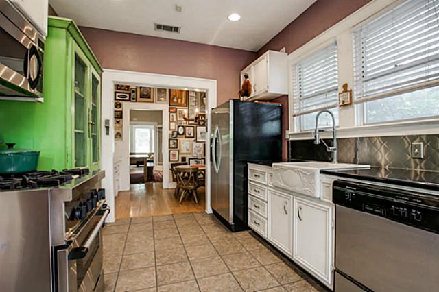 314 S. Motclair Kitchen