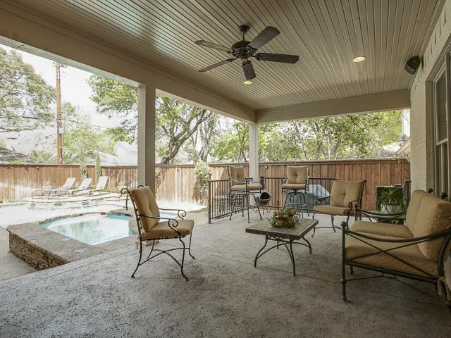 4232 Greenbrier Patio
