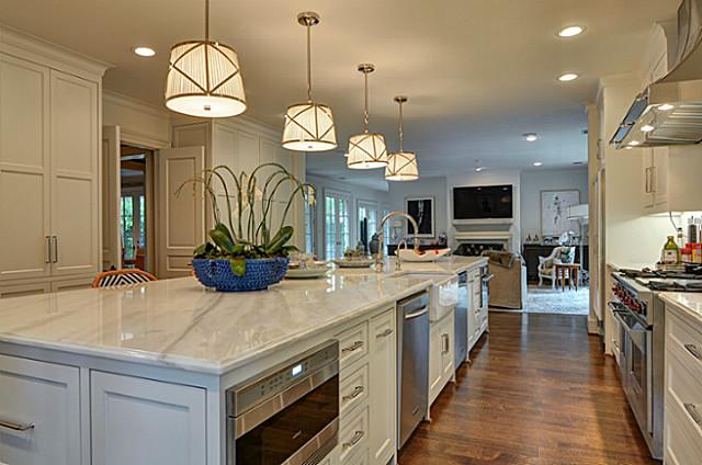 4465 Rheims kitchen 2