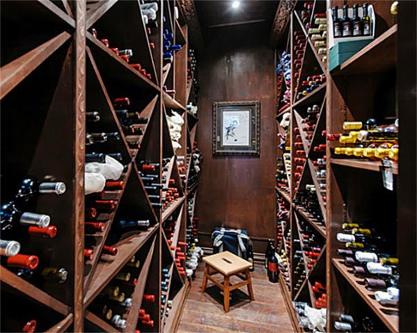 4707 Chapel Hill Rd wine cellar