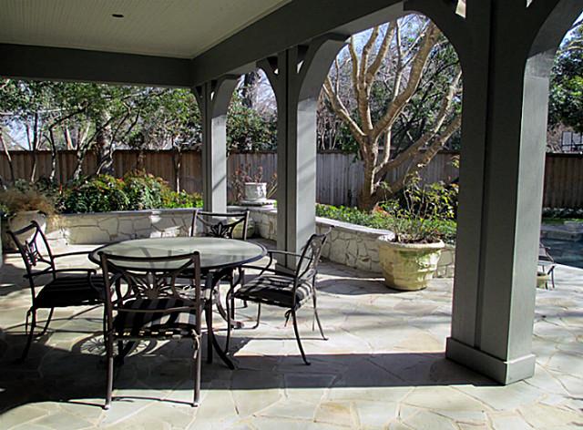 4707 Chapel Hill patio