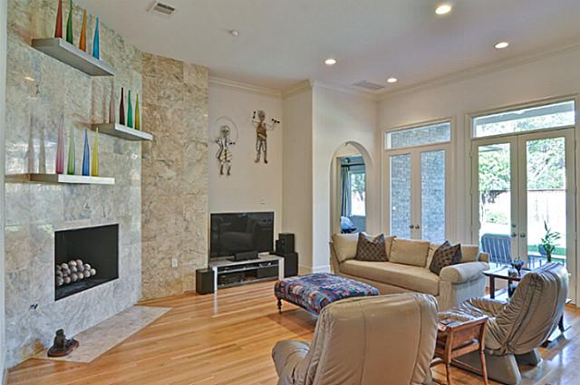 5835 Waggoner family fireplace