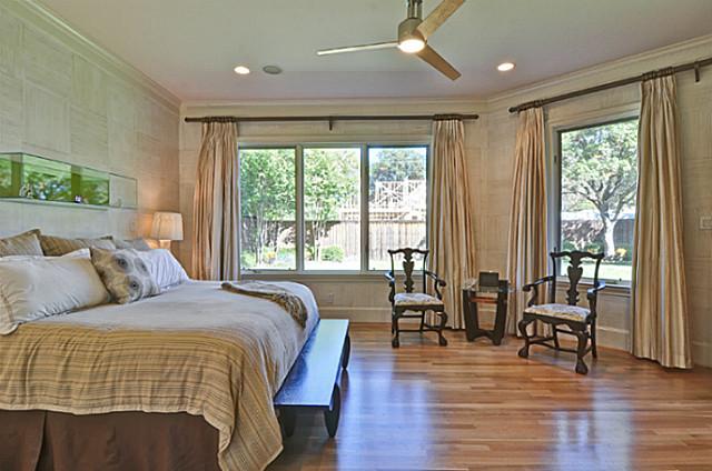 5835 Waggoner master bedroom