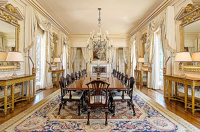 5950 Deloache dining room