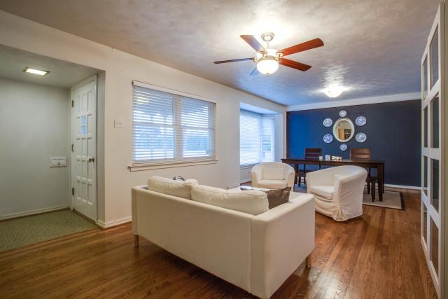 9930 Cloister Living Dining