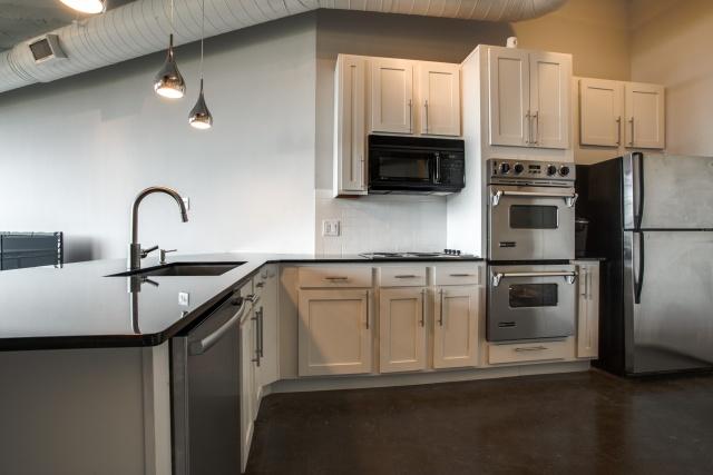 2220 Canton 309 Kitchen 2