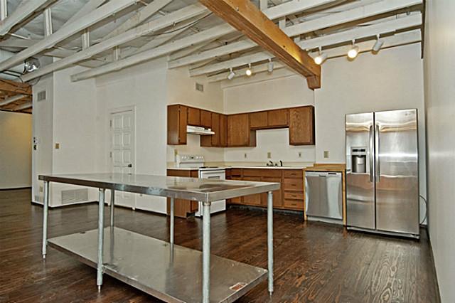 2401 S. Ervay Kitchen