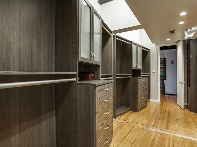 2935 Magnolia Hill Court closet