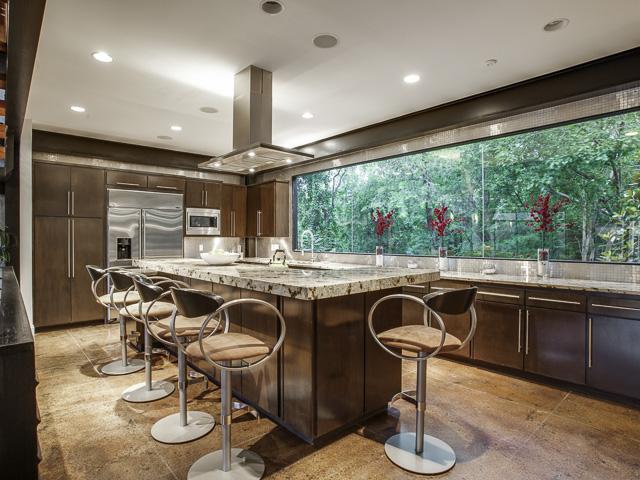 2935 Magnolia Hill Court kitchen 1