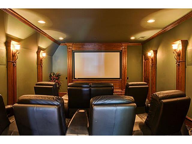 3 Bluff Park theater