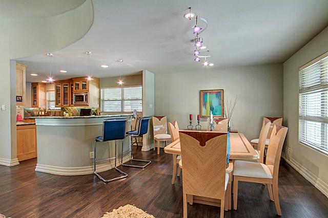 6202 Monticello Dining