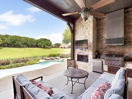 6821 Lahontan Patio