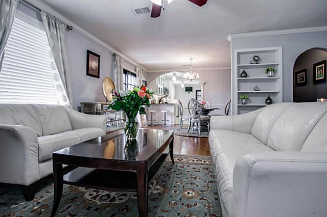 9403 Thornberry LR