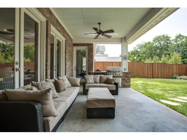 9738 Spring Branch drive porch