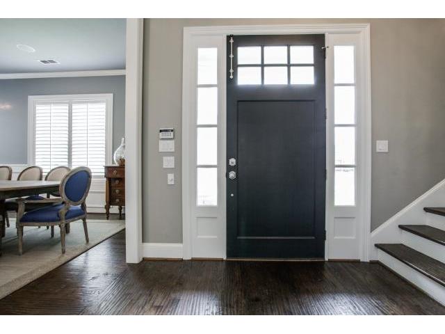 9748 Spring Branch Drive foyer