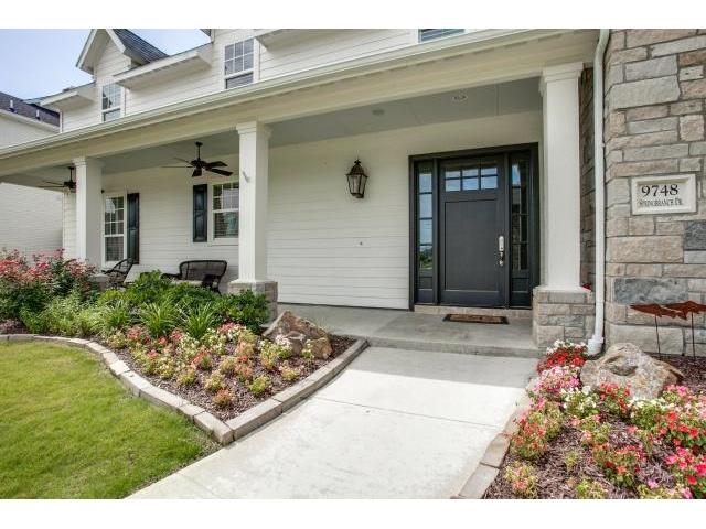 9748 Spring Branch Drive porch