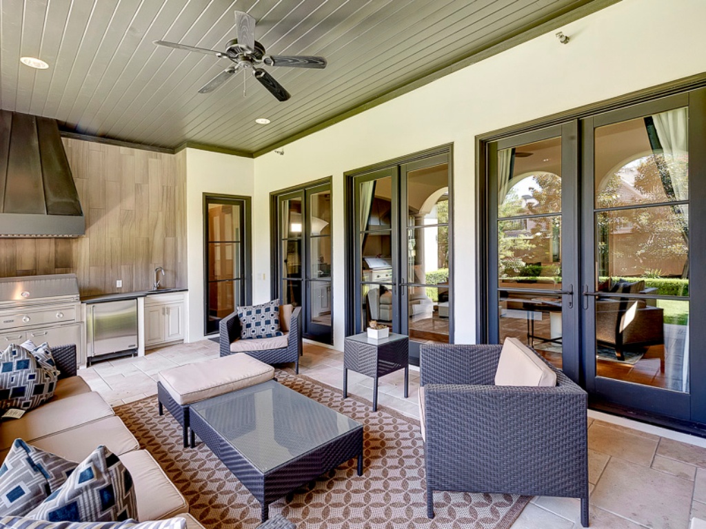 3417 Villanova outdoor kitchen