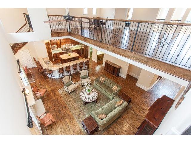 6511 Mimosa family center