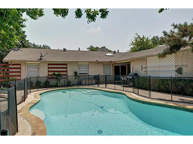 12247 Cox Pool