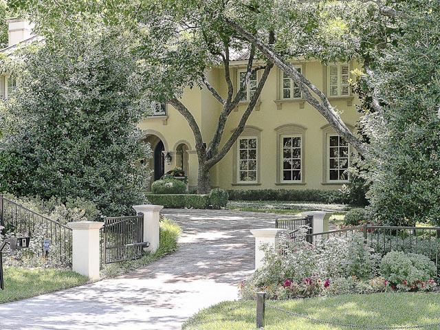 9700 Audubon driveway
