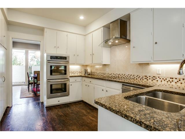 10510 Berry Knoll Kitchen 2
