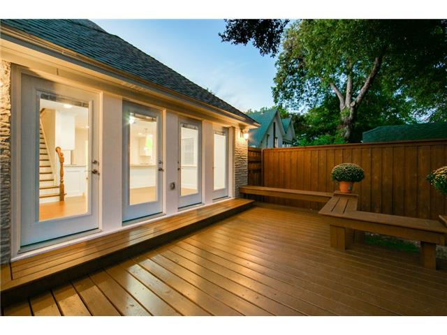 1210 N. Winnetka Deck