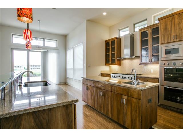 4459 Lena kitchen 2