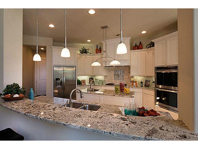6106 Llano Ave M Streets of DallasGourmet Kitchen