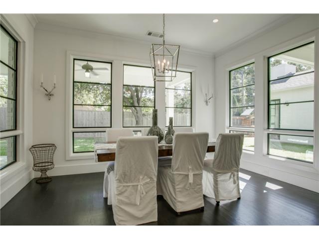 8538 San Pedro Breakfast