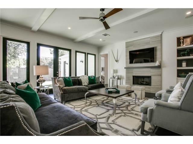 8538 San Pedro Living