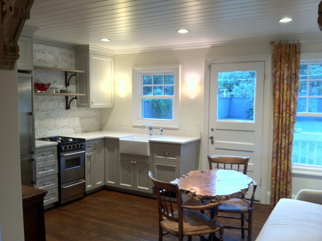 8919 Forest Hills Dining To Kitchen