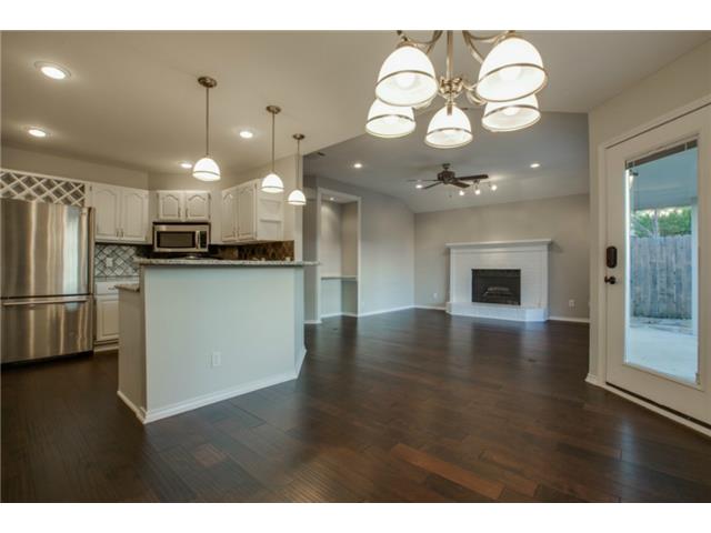 921 Wildwood Kitchen Dining Living