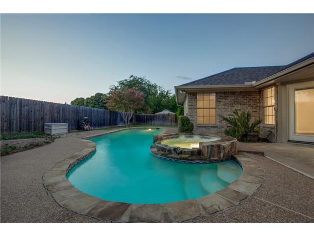 921 Wildwood Pool