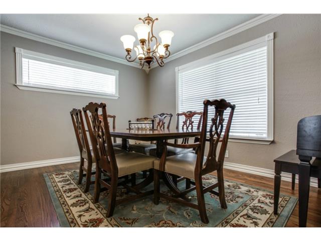 9229 Ferndale Dining