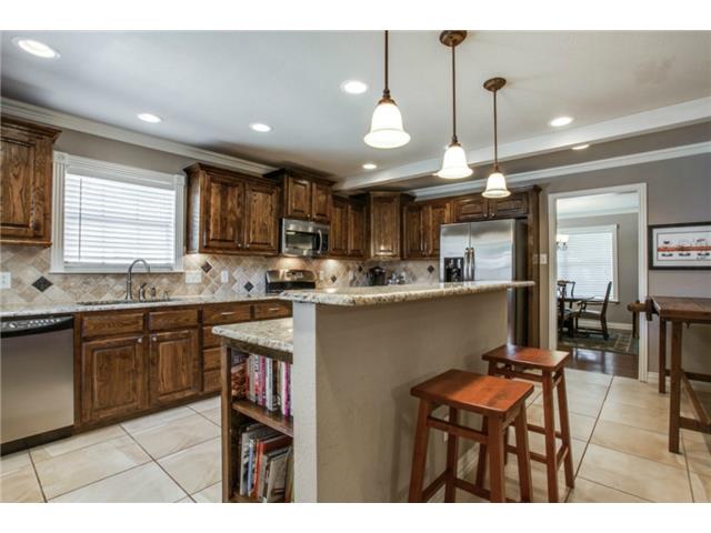 9229 Ferndale Kitchen 1