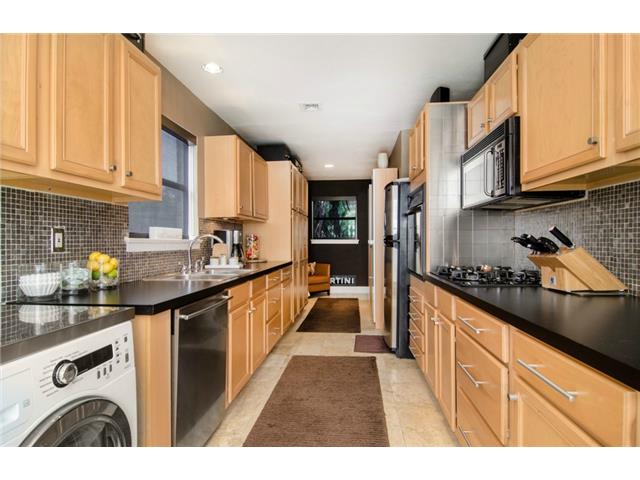 10164 Timber Trail Kitchen