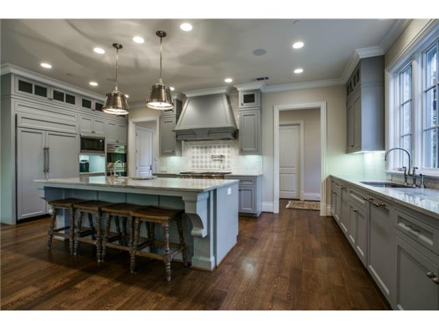 10181 Daria drive kitchen1